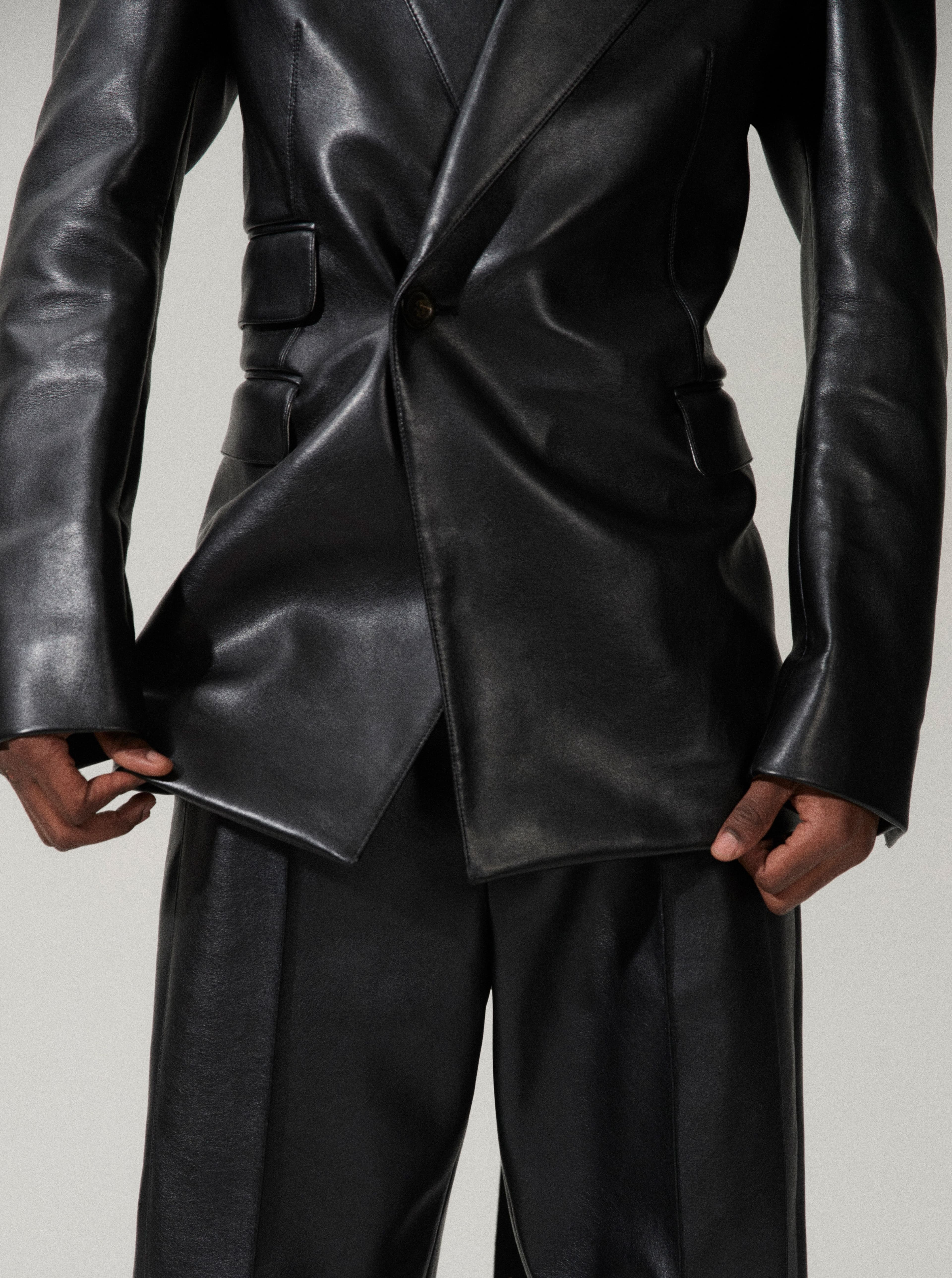 In the Room with Peter Do and Ocean Vuong